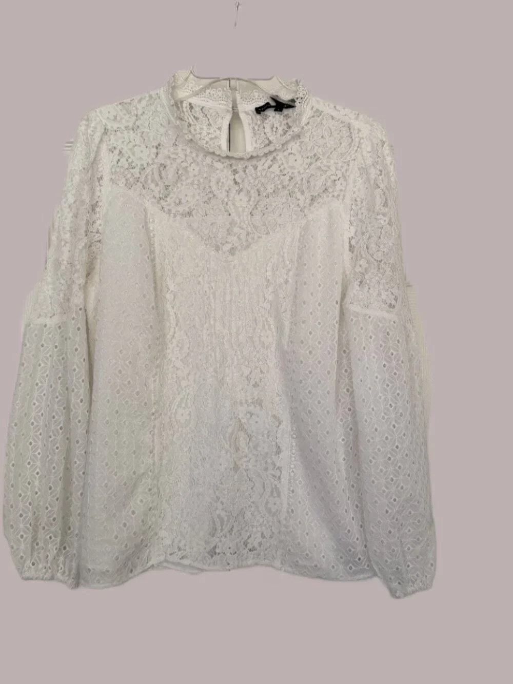 White House Black Market Lace Blouse sz 12 Mock Neck Ruffle Feminine Top - Picture 3 of 10